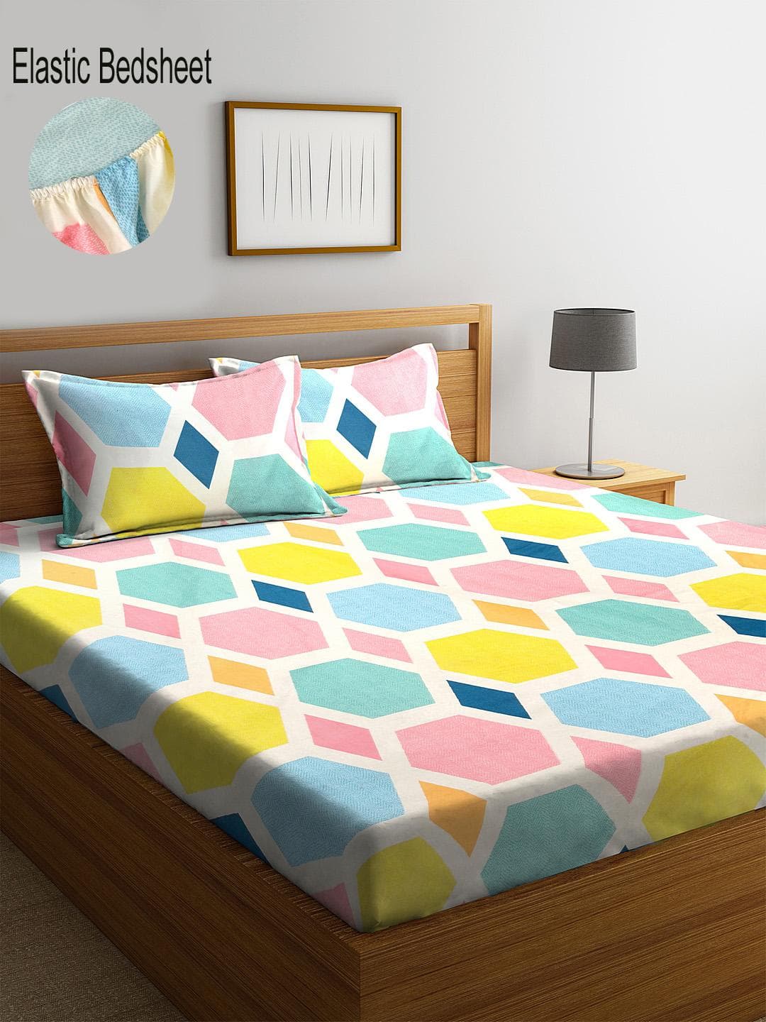 KLOTTHE Multicoloured Geometric Polycotton 300 TC Fitted King Fine Bedsheet with 2 Pillow Covers-98 x 89 inches