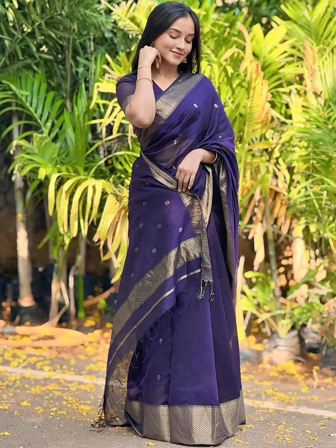 Mitera Woven Design Zari Banarasi Saree