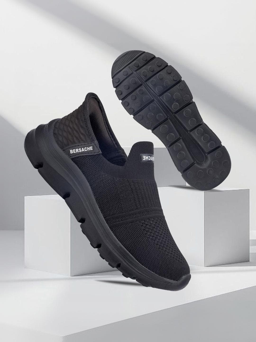 BERSACHE Men Textured Cushioned Footbed Slip-On Sneakers