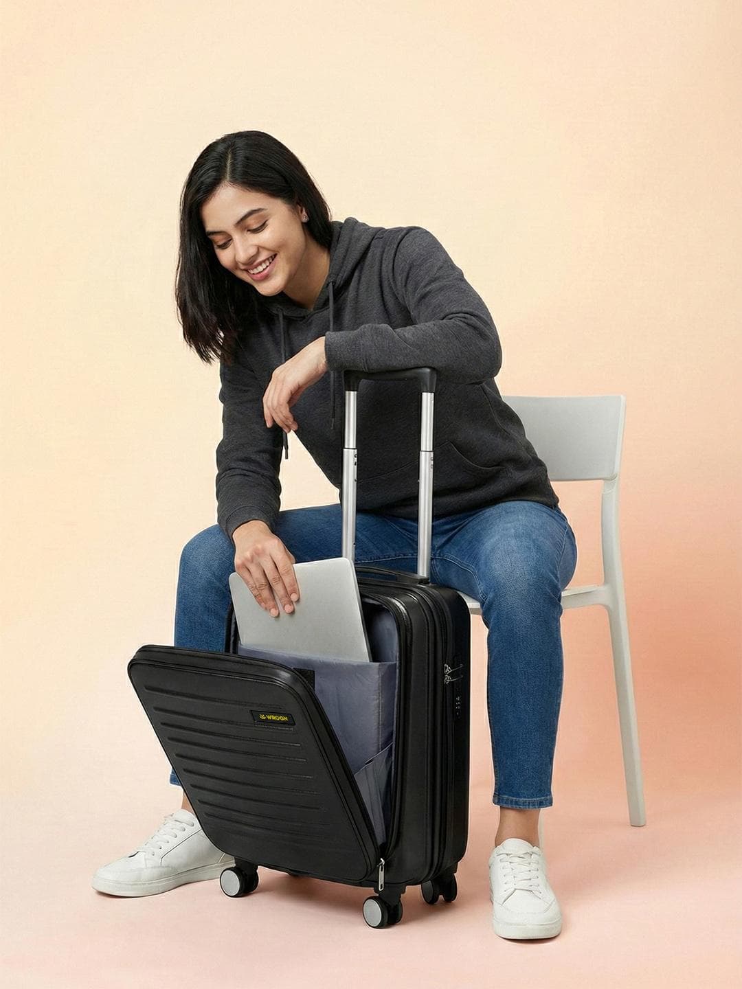 WROGN Kangaroo Hard Shell Cabin Trolley - 37L